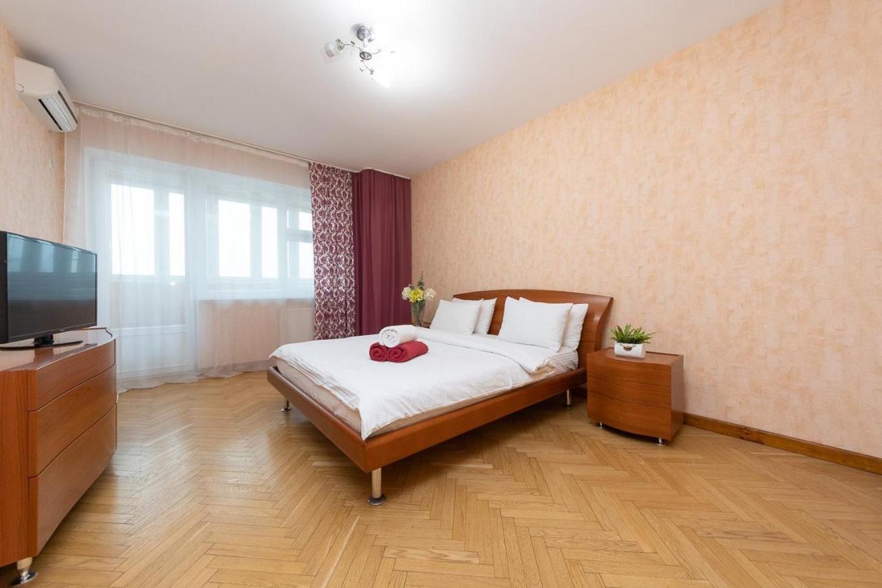 Spacious Apartments In The Center Of Obolon 2 Bedrooms Kijów Zewnętrze zdjęcie