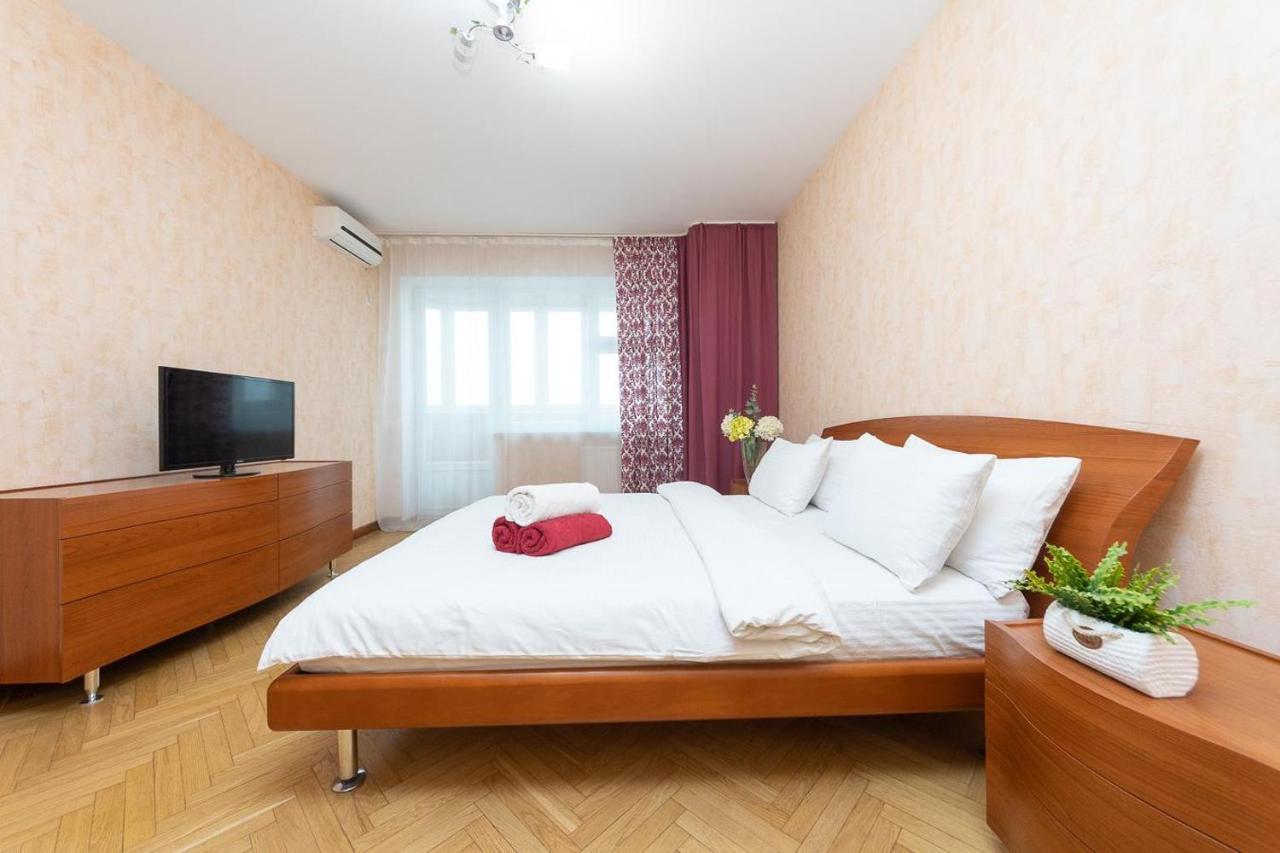 Spacious Apartments In The Center Of Obolon 2 Bedrooms Kijów Zewnętrze zdjęcie